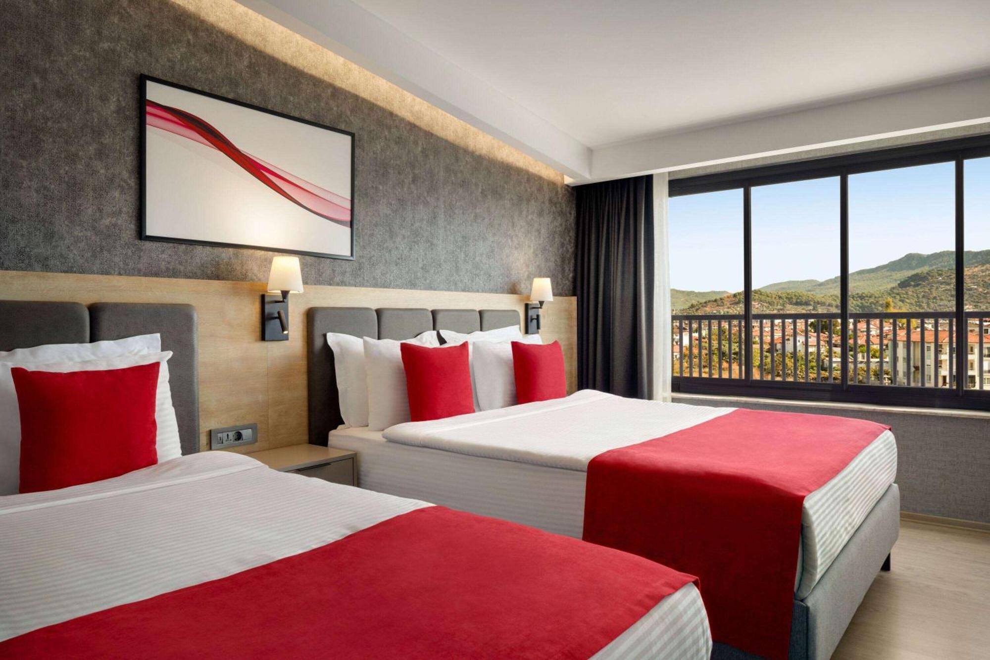 Ramada By Wyndham Dalaman Luaran gambar