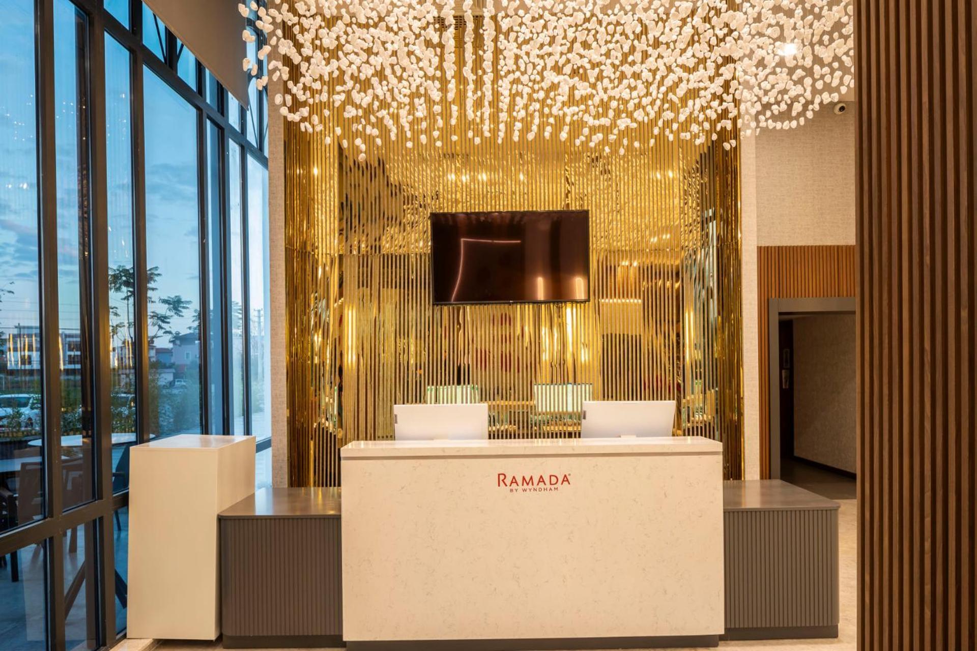 Ramada By Wyndham Dalaman Luaran gambar